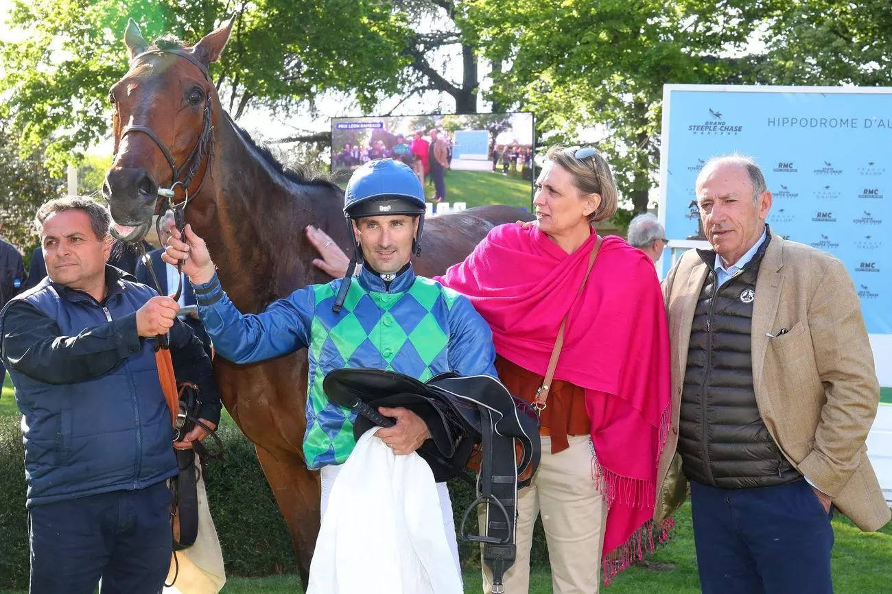 François nicolle equidia