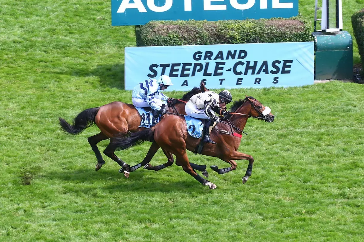 quint-grand-steeple-chase-de-paris-2023-rosario-baron-et-johnny