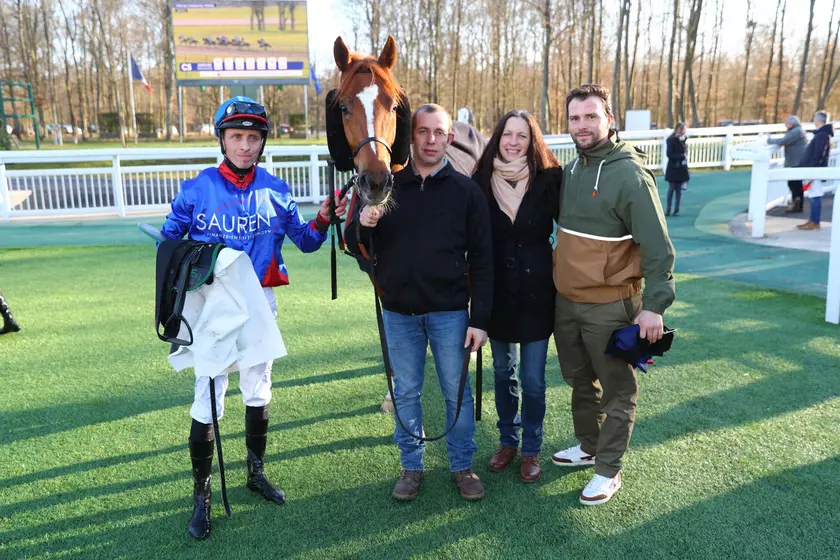 Quinté+: Le pro du jour - Carina Fey : 